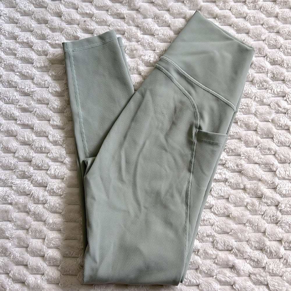 Wilo Ribbed Leggings - Picture 1 of 6